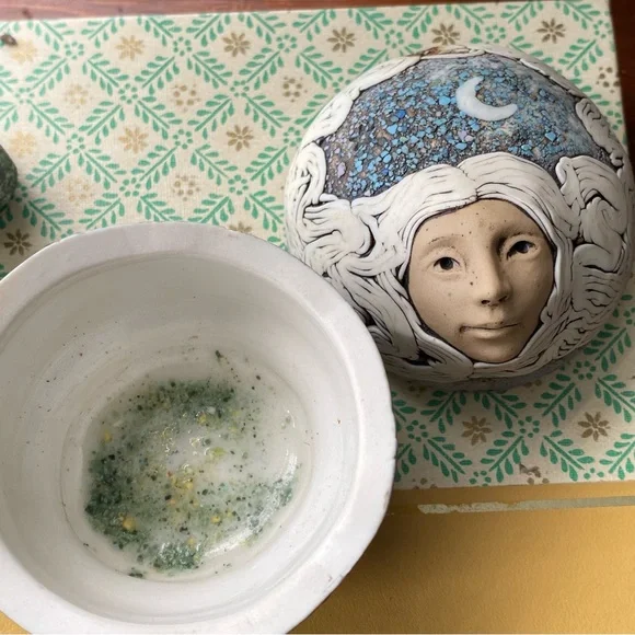 Incense Burners Handcrafted Porcelain Ceramic Art with Faces EUC - Picture 13 of 16